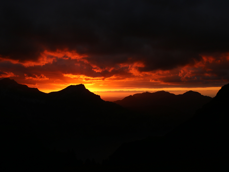 Himmelbrennen ¦ ©Foto Maggie J.Christen-Zurfluh